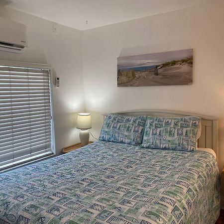 סיינט פיט ביץ' Twins Inn & Apartments מראה חיצוני תמונה