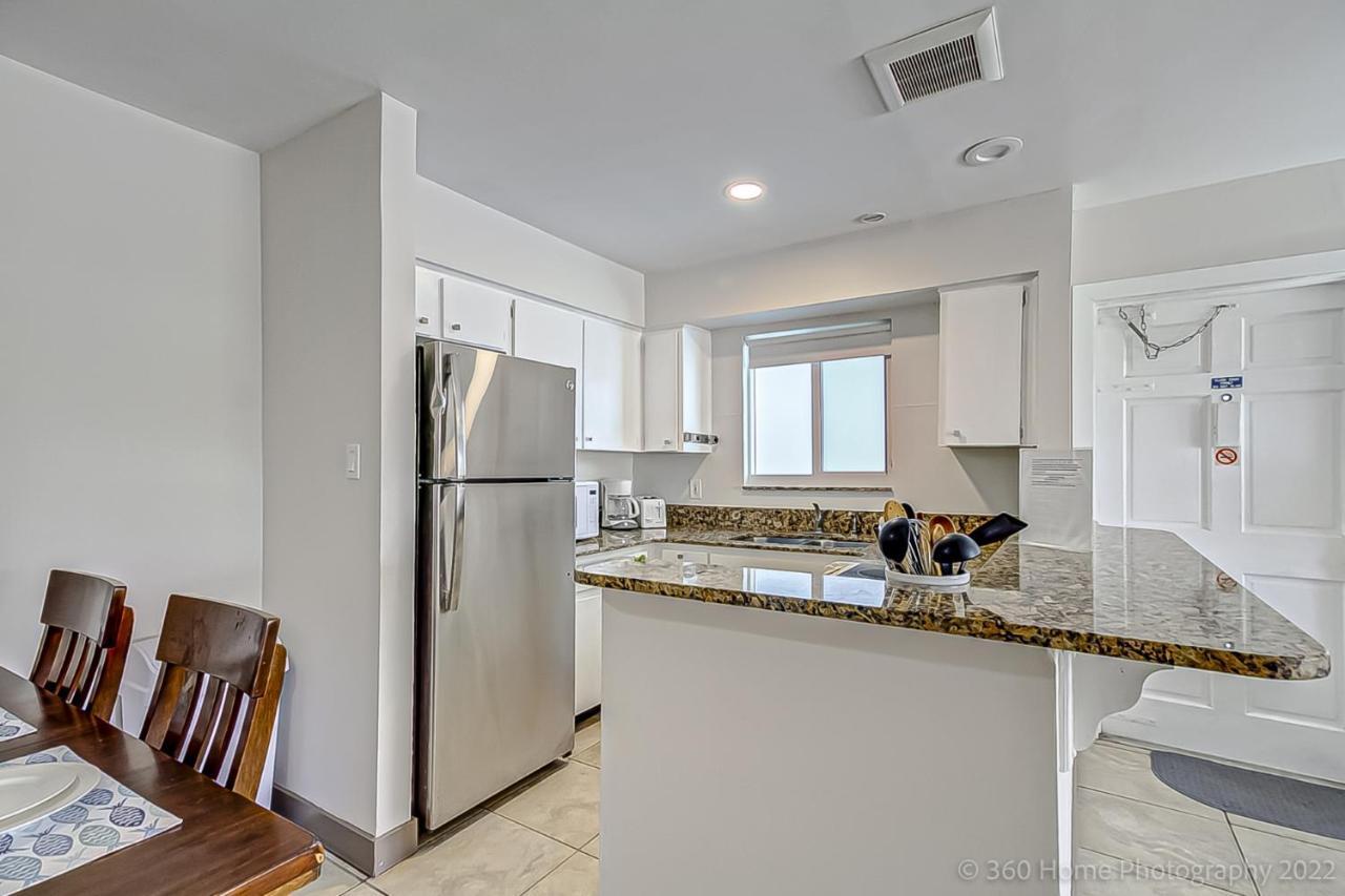 סיינט פיט ביץ' Twins Inn & Apartments מראה חיצוני תמונה
