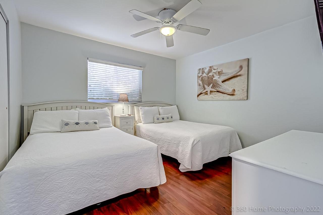 סיינט פיט ביץ' Twins Inn & Apartments מראה חיצוני תמונה